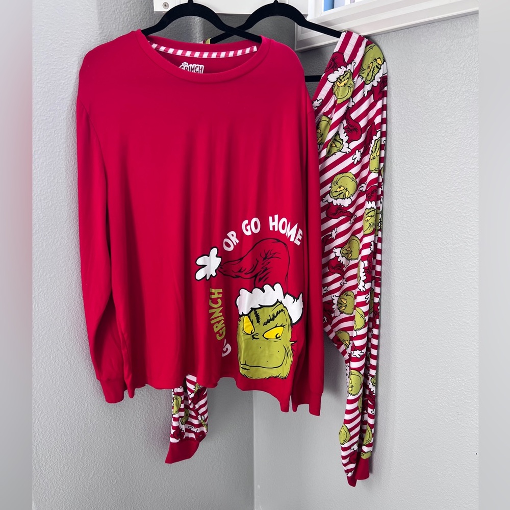 Grinch Women's Pajama Set - Red and White - NWOT